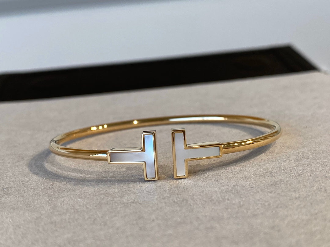 TIFFANY T BRACELET 1.8MM MOP GOLD