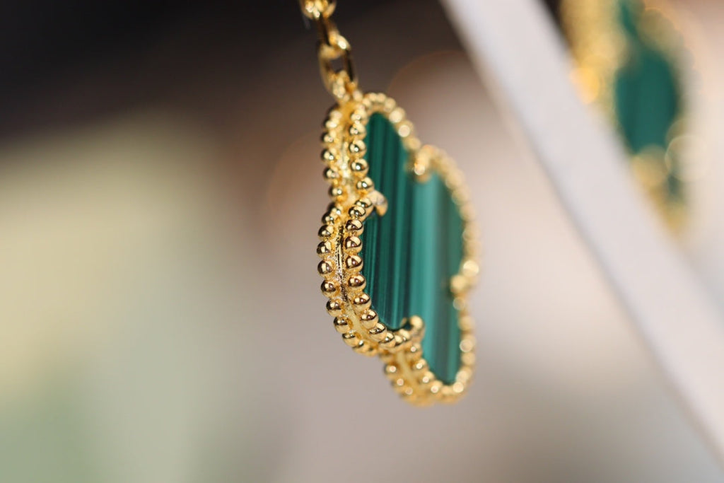 Van Cleef & Arpels CLOVER EARRINGS GOLD MALACHITE DIAMOND 3 MOTIF