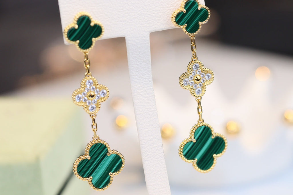 Van Cleef & Arpels CLOVER EARRINGS GOLD MALACHITE DIAMOND 3 MOTIF