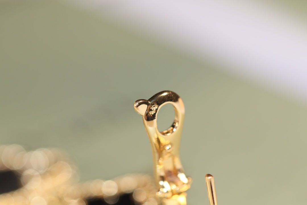 Van Cleef & Arpels CLOVER EARRINGS GOLD ONYX MOP 3 MOTIF
