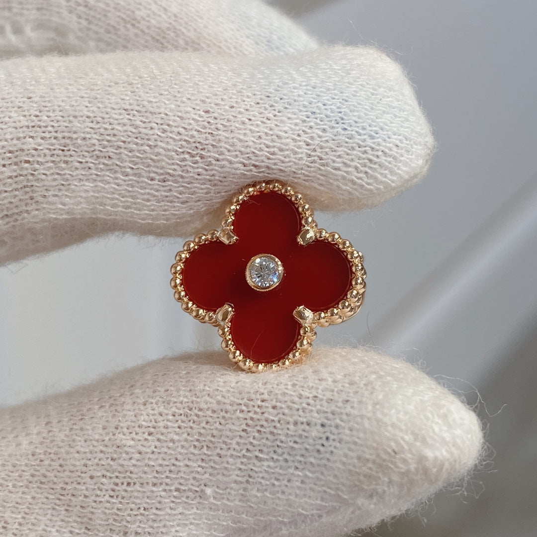 Van Cleef & Arpels CLOVER CARNELIAN PINK GOLD DIAMOND EARRINGS