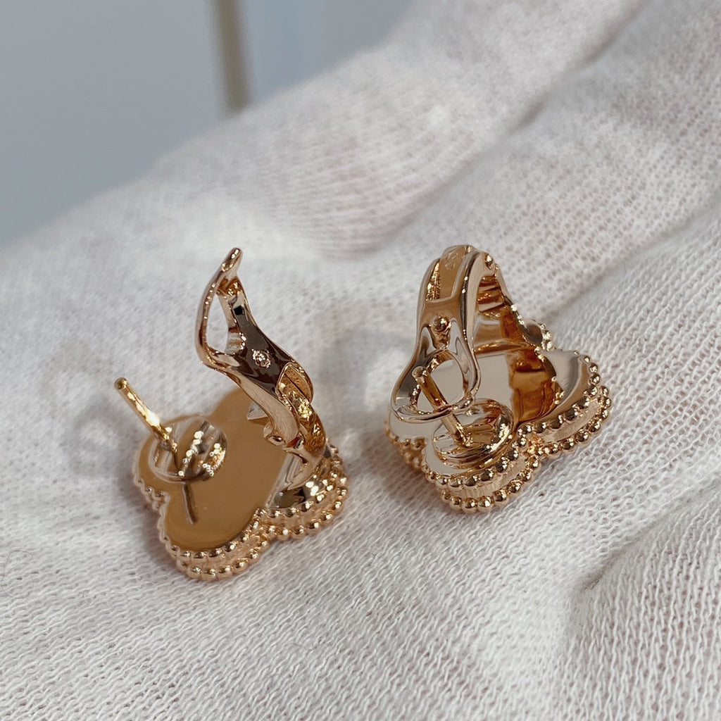 Van Cleef & Arpels CLOVER CARNELIAN PINK GOLD DIAMOND EARRINGS