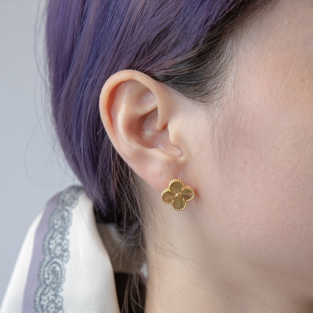 Van Cleef & Arpels VINTAGE CLOVER EARRINGS GOLD