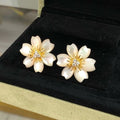 Van Cleef & Arpels ROSE EARRING MOTHER OF PEARL