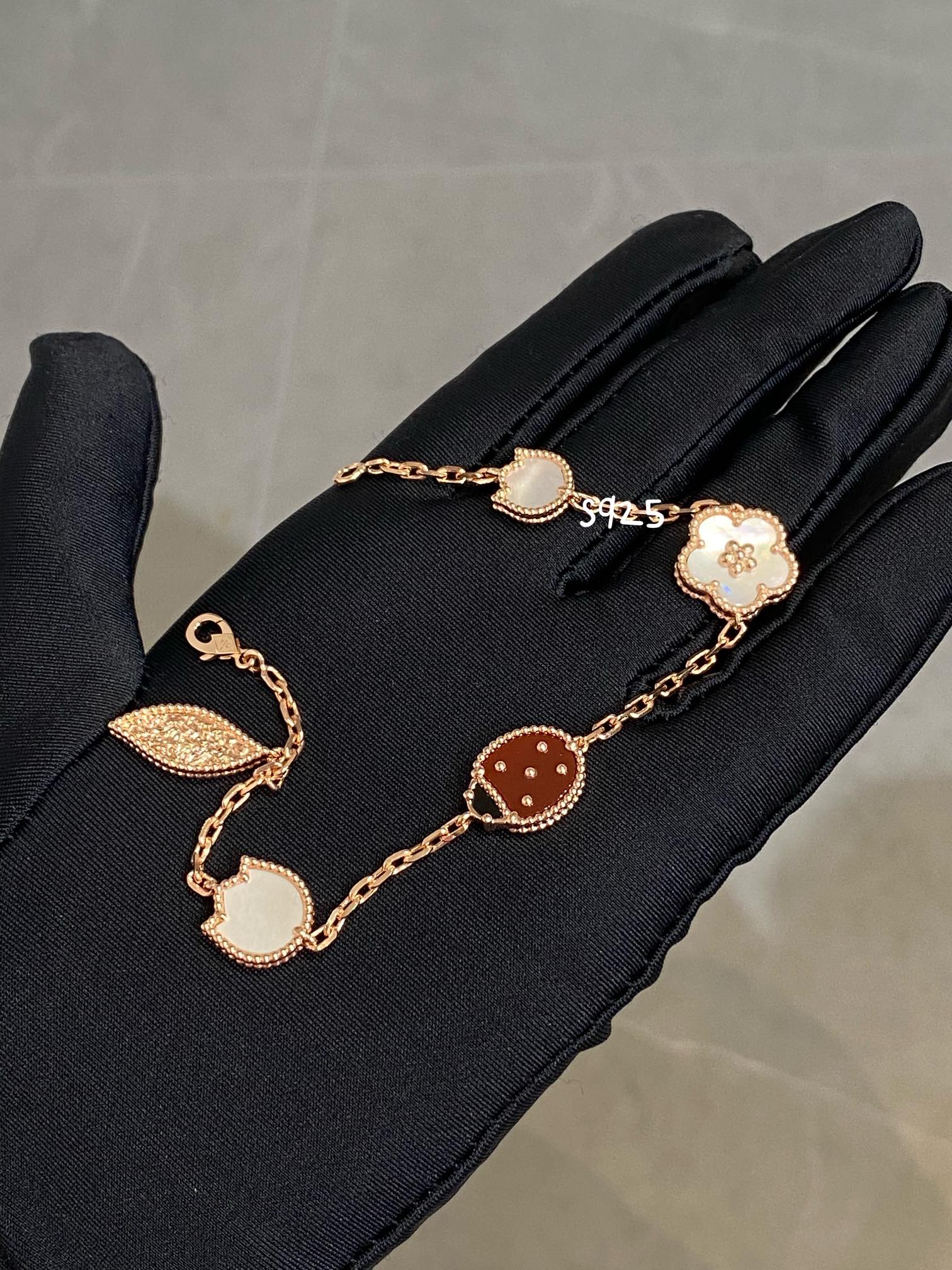 Van Cleef & Arpels LUCKY SPRING PINK GOLD BRACELET 5 MOTIF