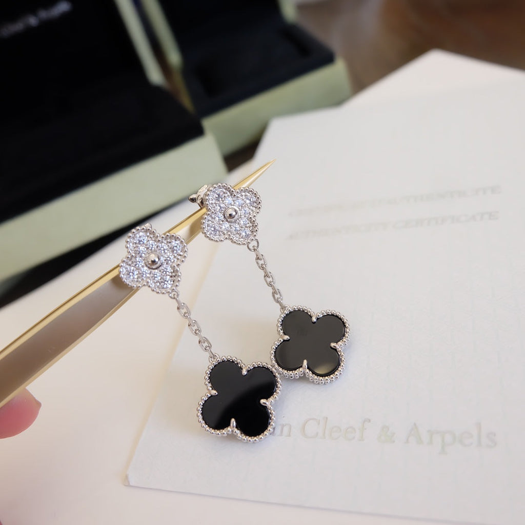 Van Cleef & Arpels CLOVER DIAMOND AND ONYX EARRINGS