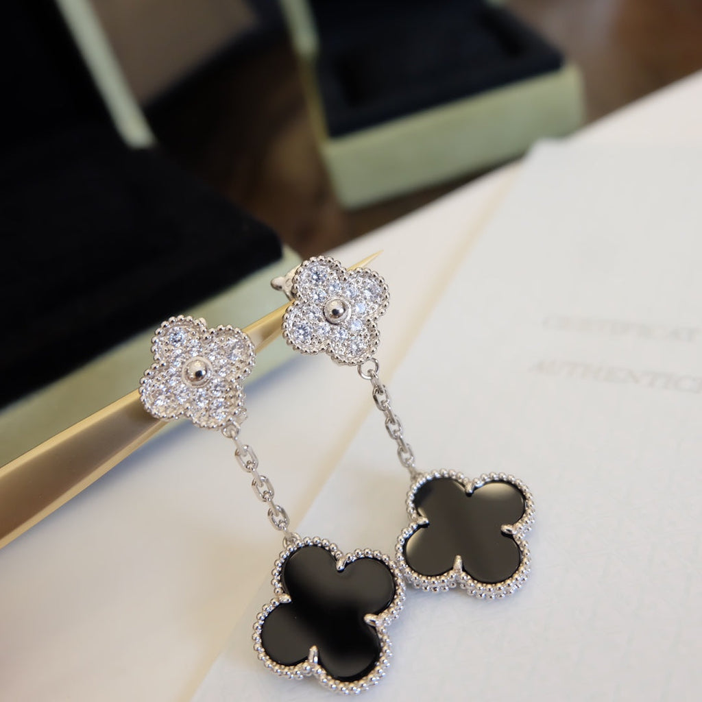 Van Cleef & Arpels CLOVER DIAMOND AND ONYX EARRINGS