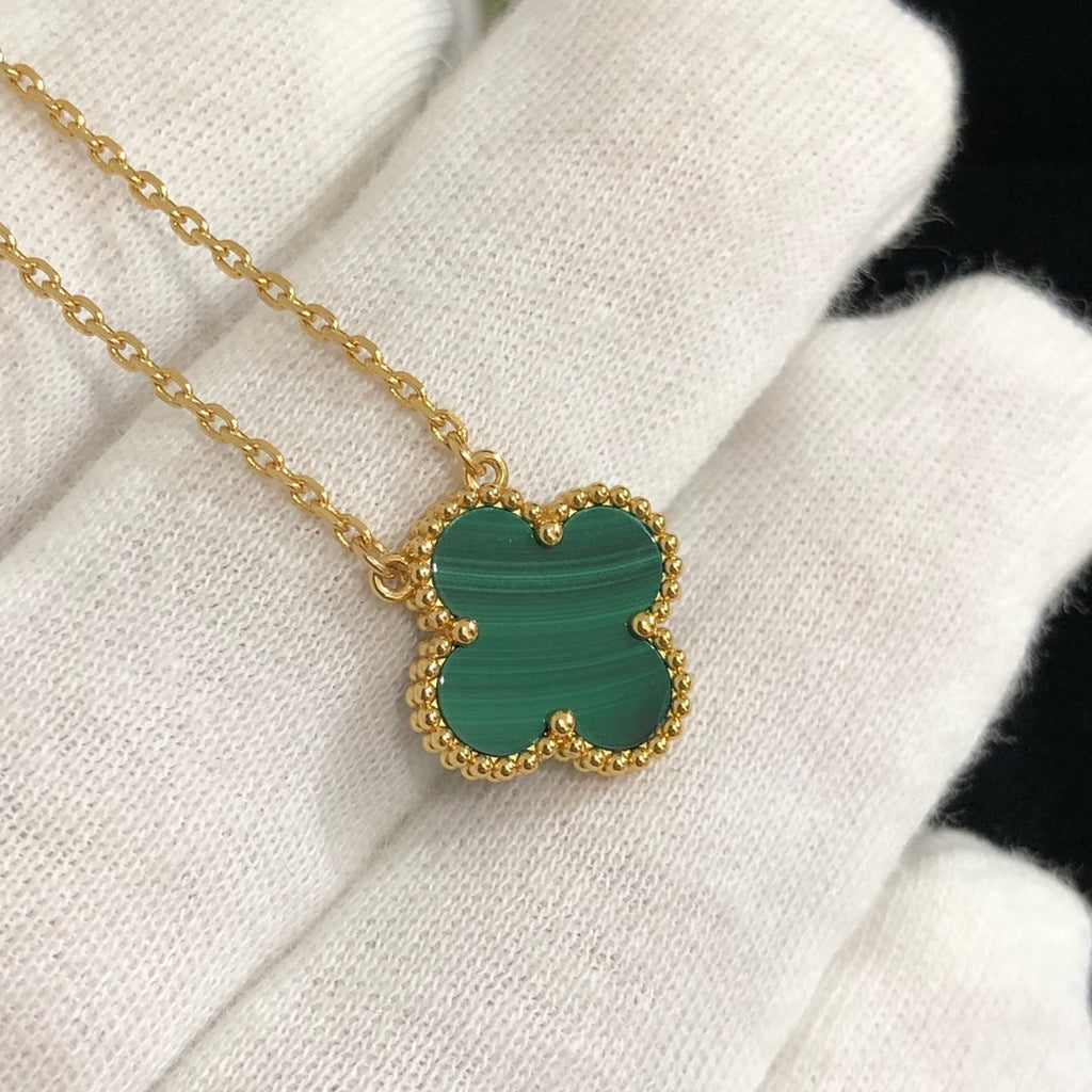 Van Cleef & Arpels CLOVER MALACHITE NECKLACE