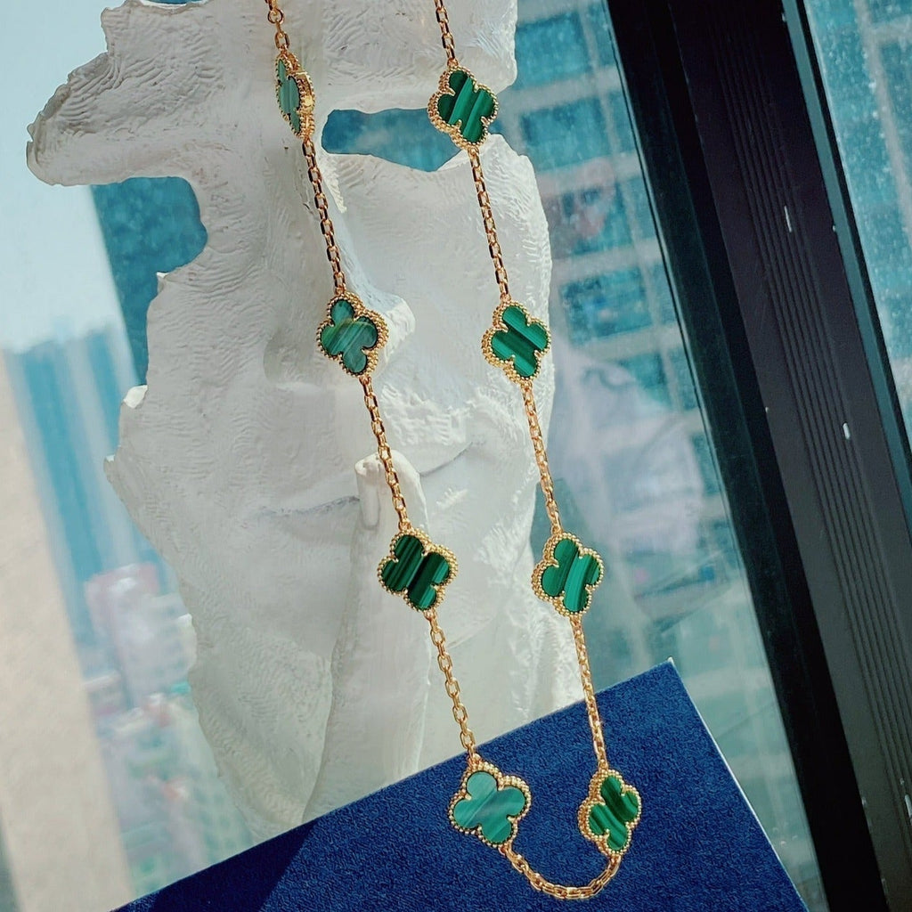 Van Cleef & Arpels VINTAGE MALACHITE NECKLACE 10 MOTIFS GOLD