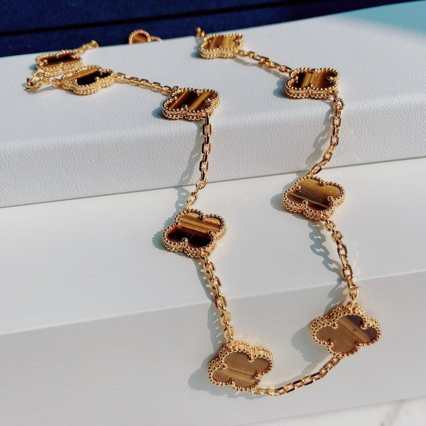 Van Cleef & Arpels VINTAGE TIGER EYE NECKLACE 10 MOTIFS GOLD