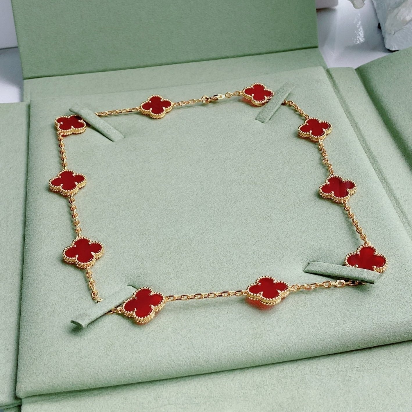 Van Cleef & Arpels VINTAGE CARNELIAN NECKLACE 10 MOTIFS GOLD