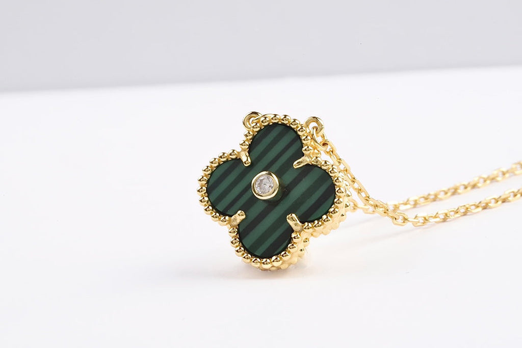 Van Cleef & Arpels CLOVER PEDANT MALACHITE GOLD NECKLACE
