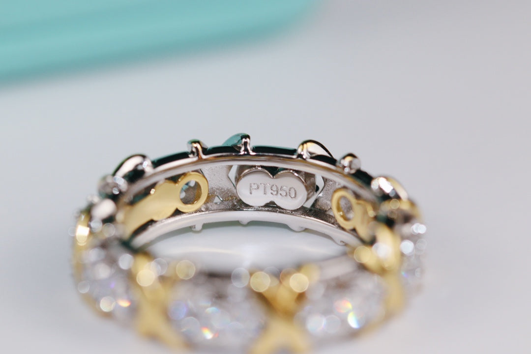 TIFFANY SIXTEEN STONE RING GOLD