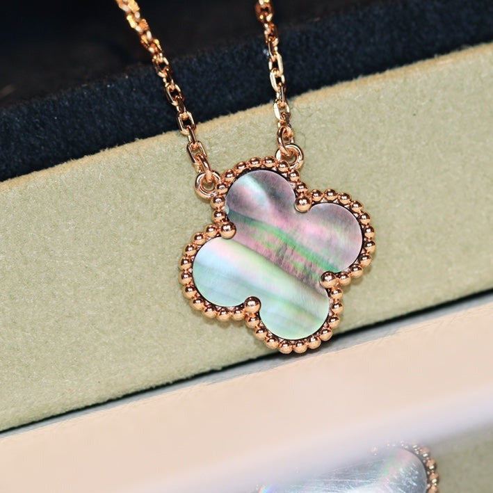 Van Cleef & Arpels CLOVER MOP PINK GOLD NECKLACE
