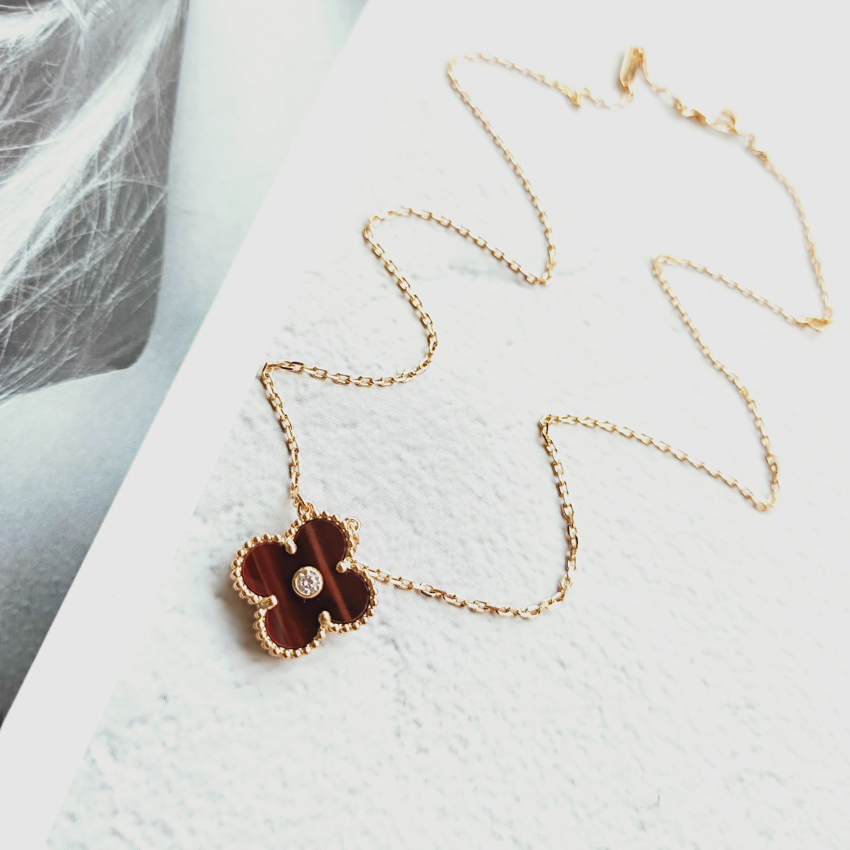 Van Cleef & Arpels CLOVER GOLD CARNELIAN CLOVER NECKLACE