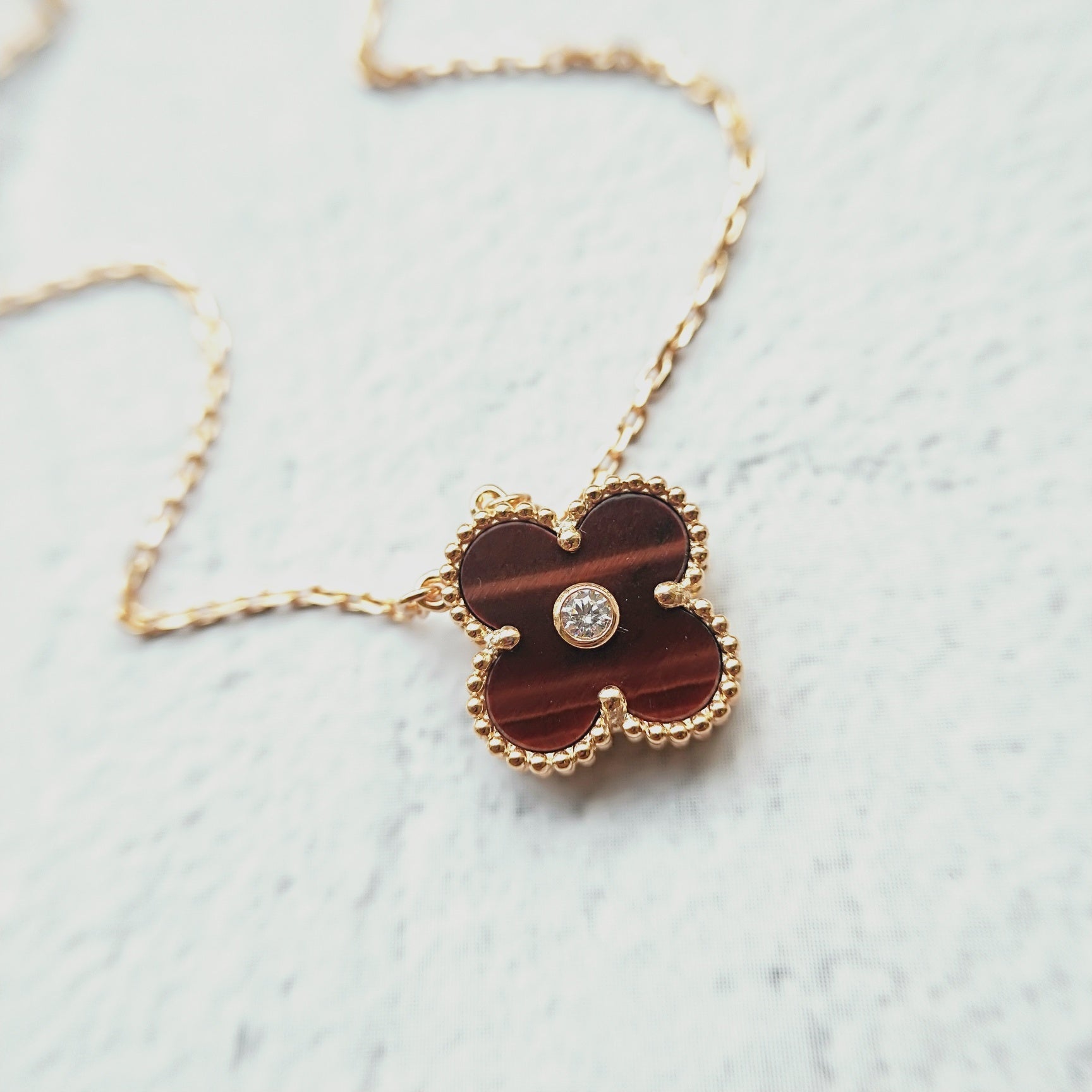 Van Cleef & Arpels CLOVER GOLD CARNELIAN CLOVER NECKLACE
