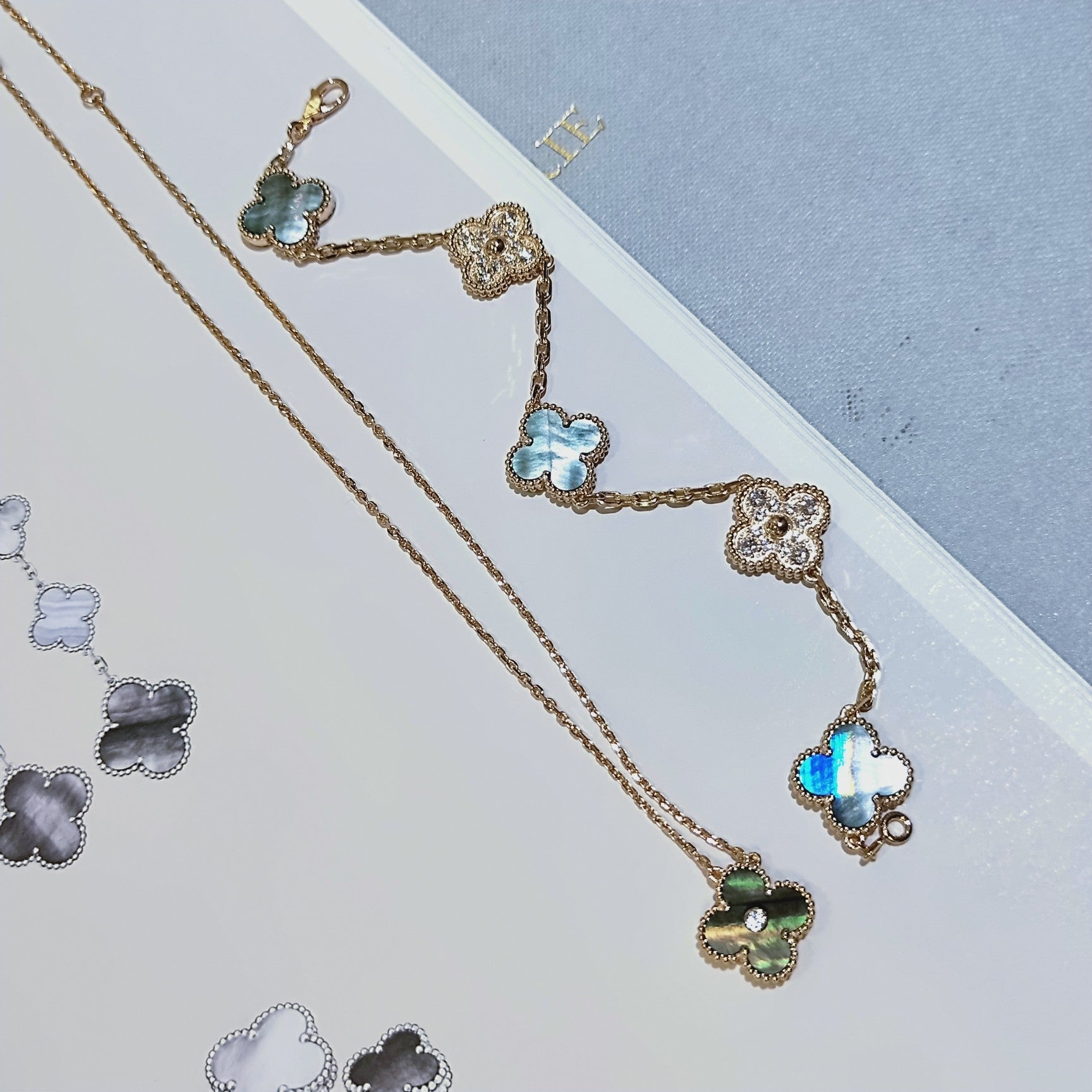 Van Cleef & Arpels CLOVER GOLD DARK MOP CLOVER NECKLACE