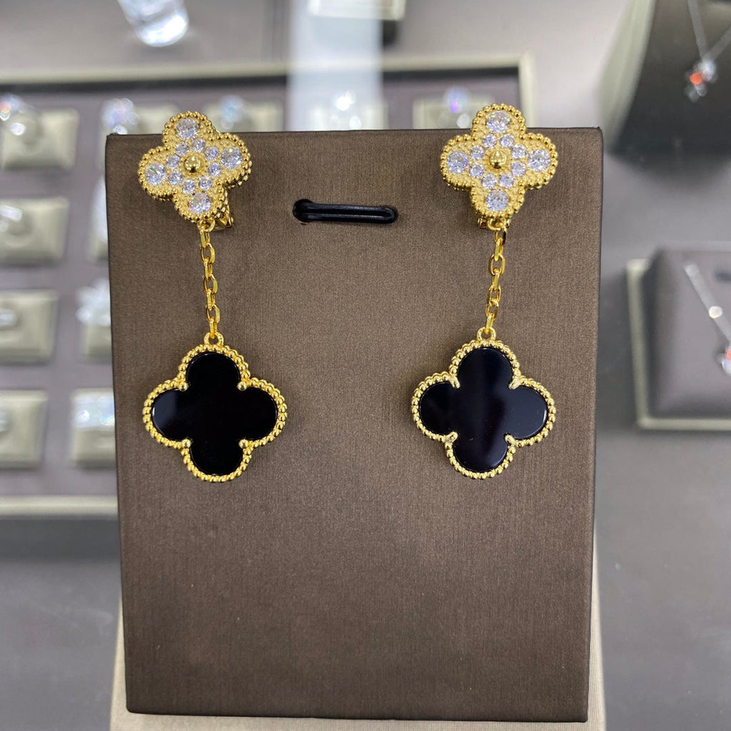 Van Cleef & Arpels CLOVER 2 MOTIFS DIAMOND GOLD EARRINGS