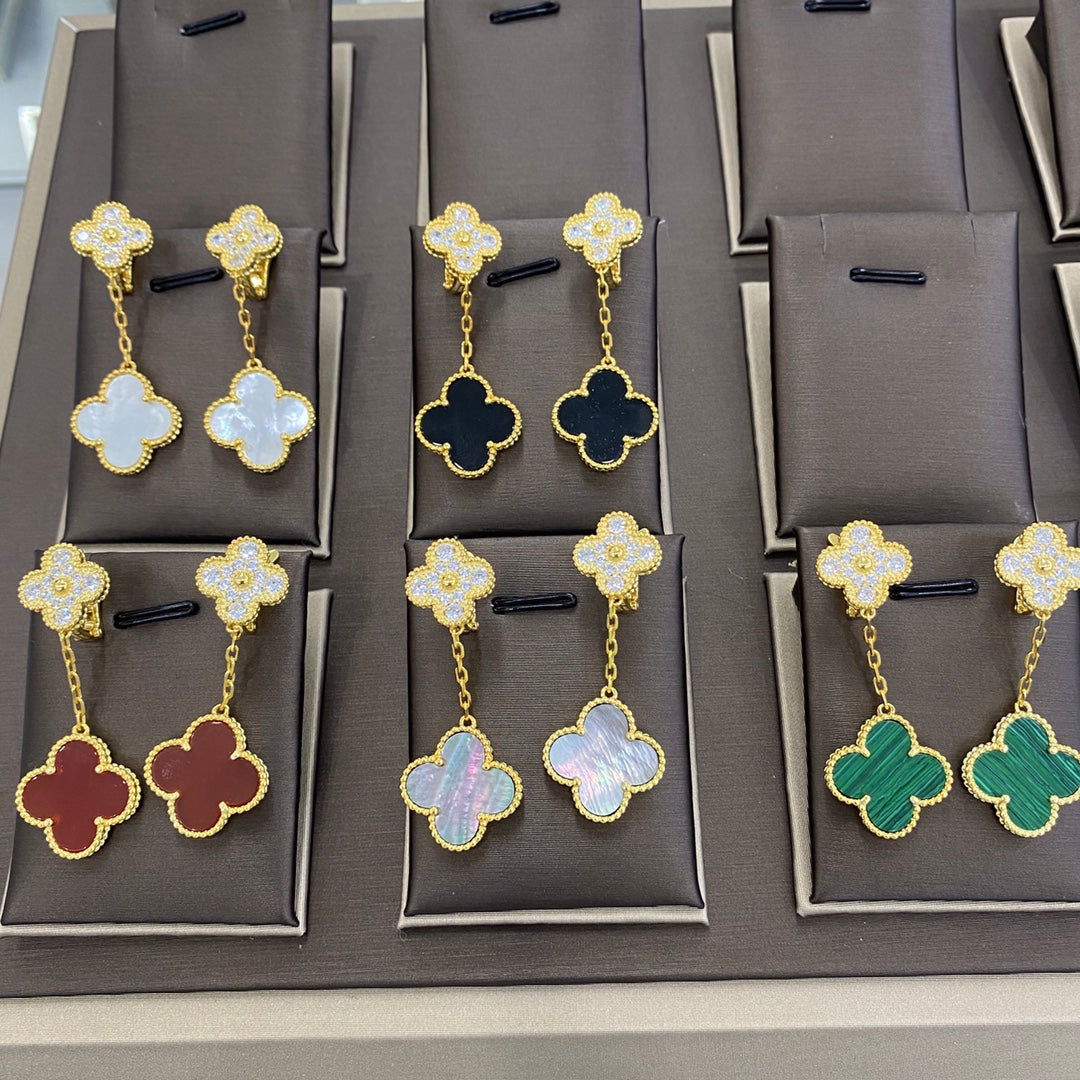 Van Cleef & Arpels CLOVER 2 MOTIFS DIAMOND GOLD EARRINGS