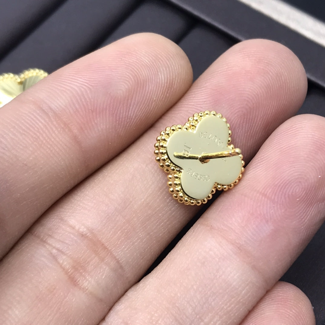 Van Cleef & Arpels CLOVER STUD DIAMOND EARRINGS