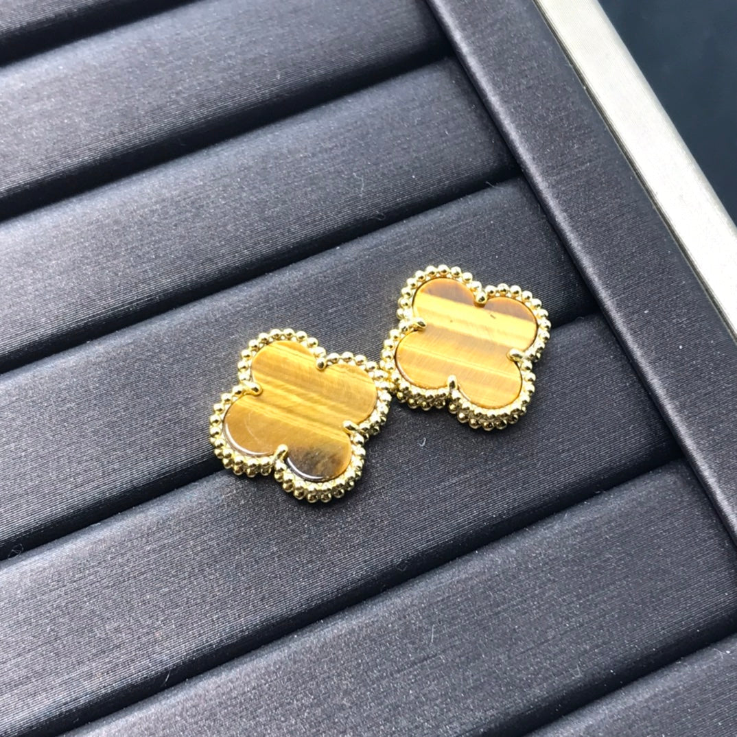 Van Cleef & Arpels CLOVER STUD EARRINGS