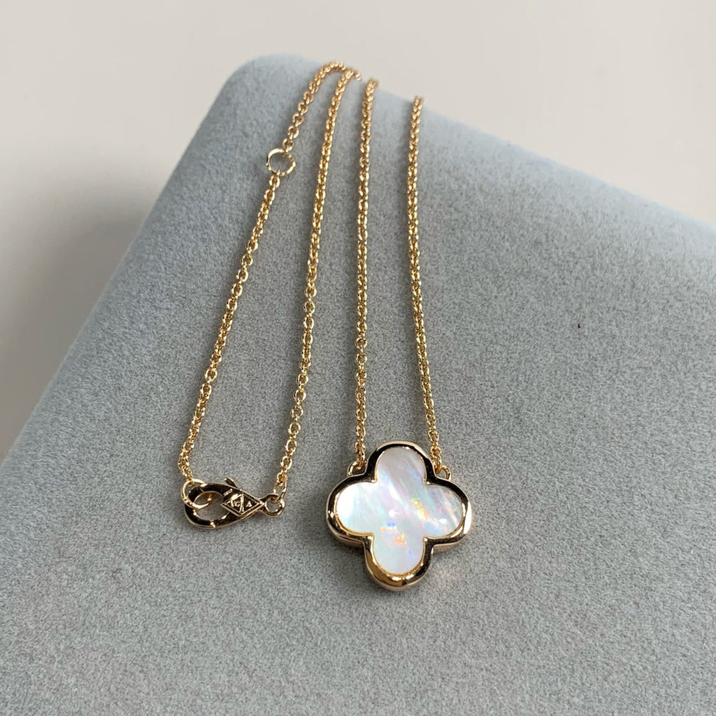 Van Cleef & Arpels PURE CLOVER PINK GOLD MOP NECKLACE