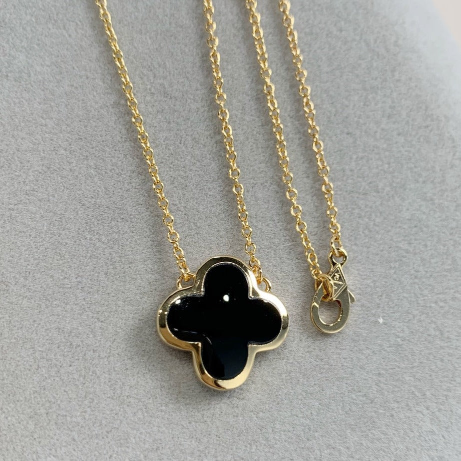 Van Cleef & Arpels PURE CLOVER PINK GOLD ONYX NECKLACE