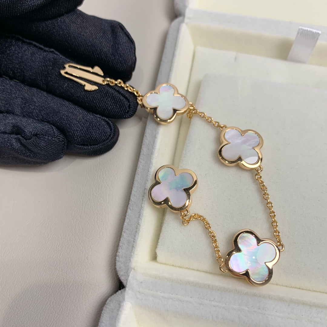 Van Cleef & Arpels PURE CLOVER MOP BRACELET 4 MOTIFS