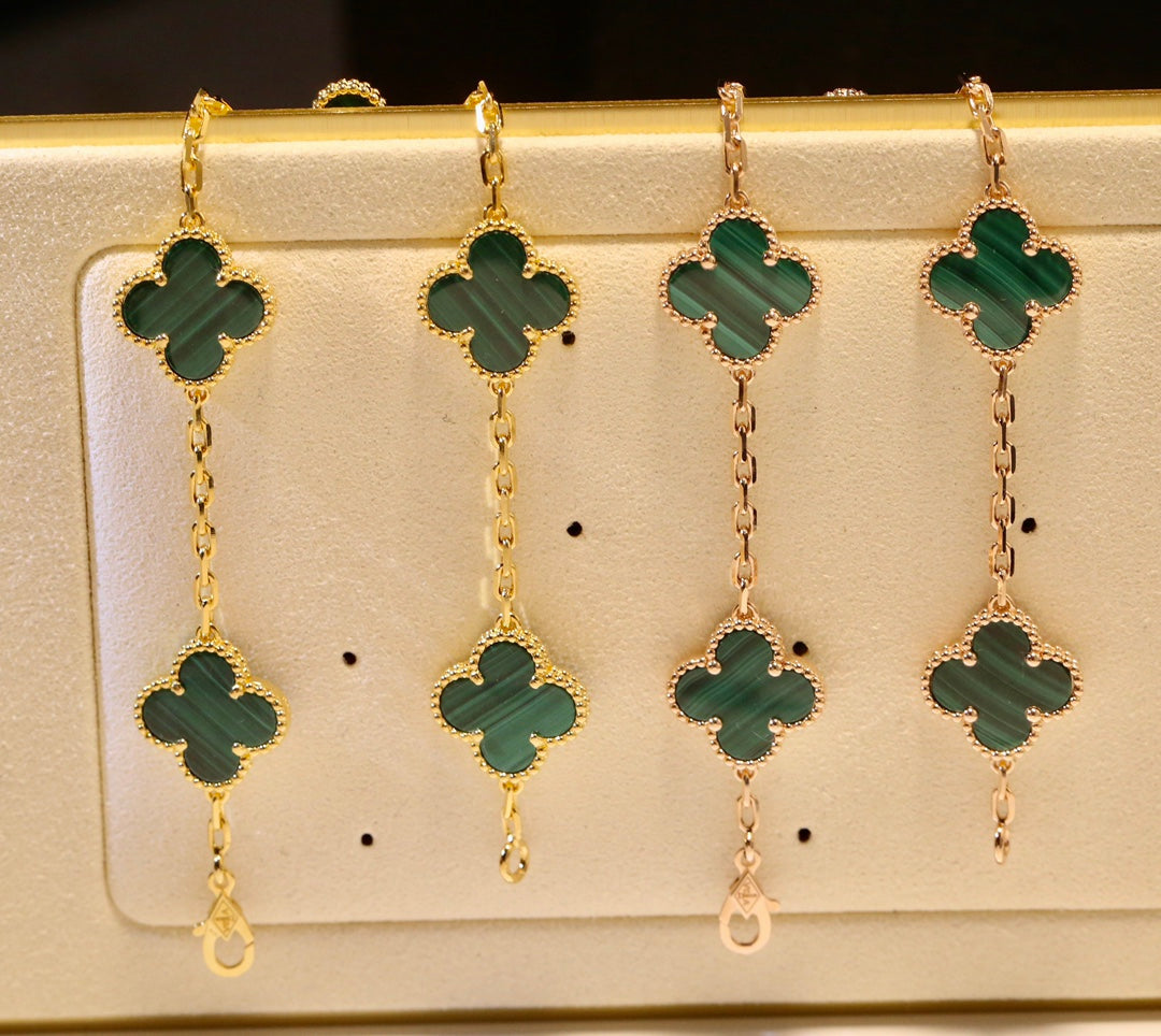Van Cleef & Arpels CLOVER MALACHITE BRACELET 5 MOTIFS