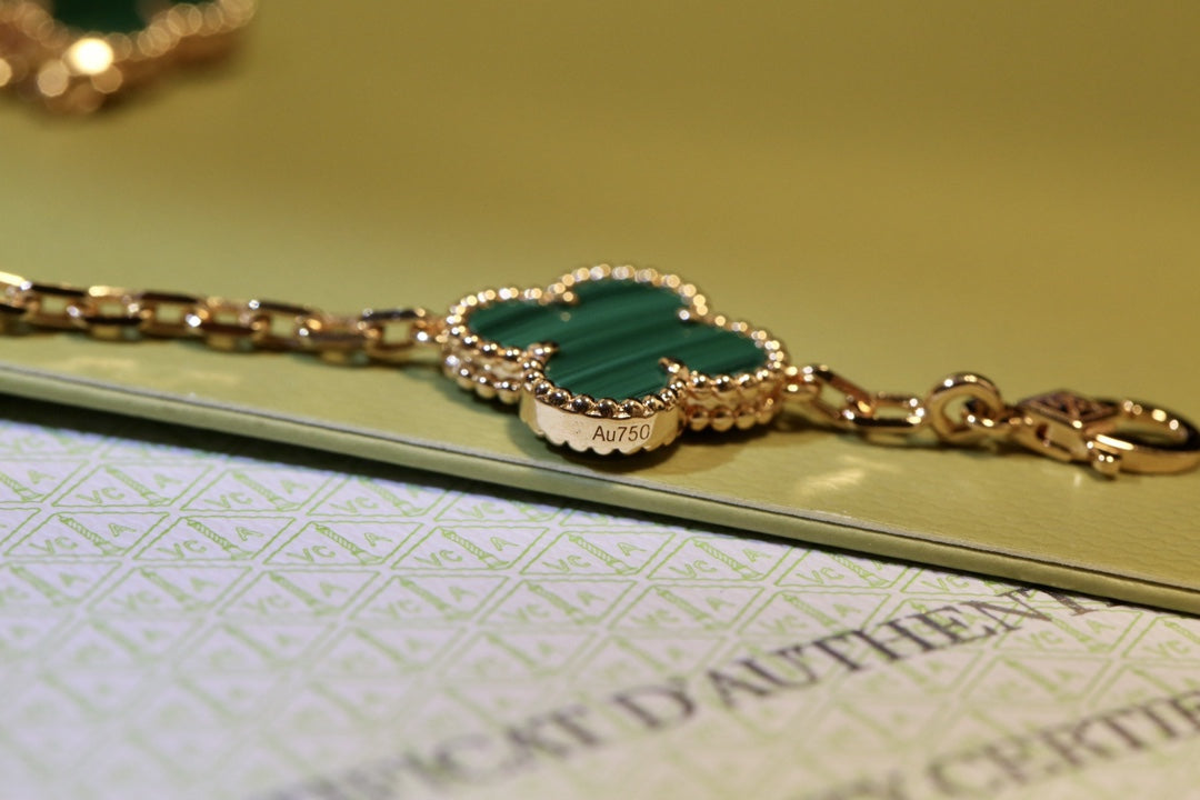 Van Cleef & Arpels CLOVER MALACHITE BRACELET 5 MOTIFS