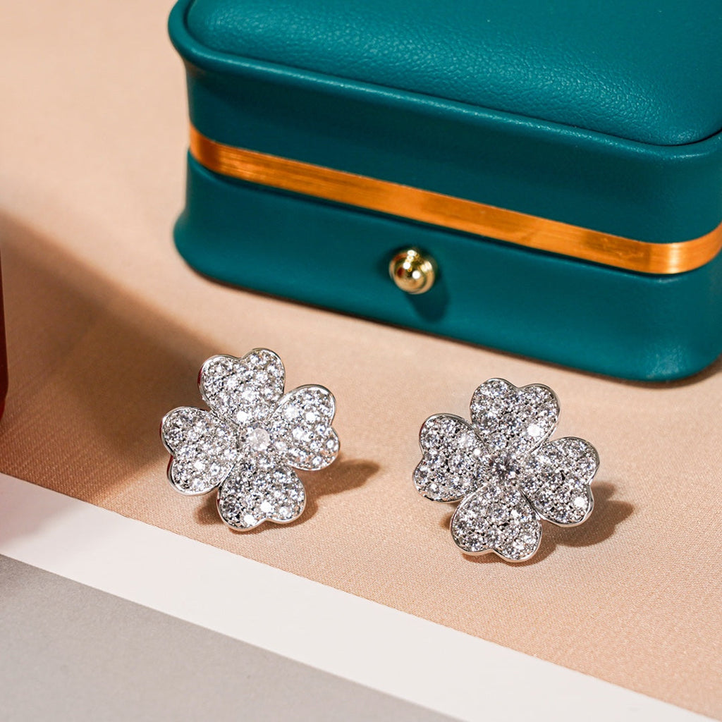 Van Cleef & Arpels CLOVER EARRINGS SILVER DIAMOND