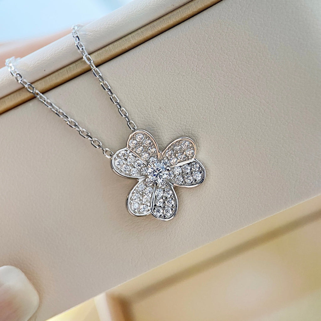 Van Cleef & Arpels CLOVER DIAMOND NECKLACE SILVER