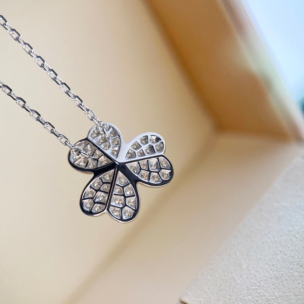 Van Cleef & Arpels CLOVER DIAMOND NECKLACE SILVER