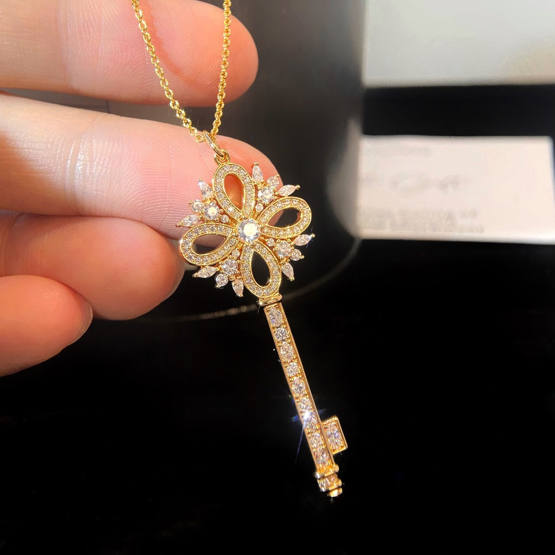 TIFFANY VICTORIA KEY PEDANT