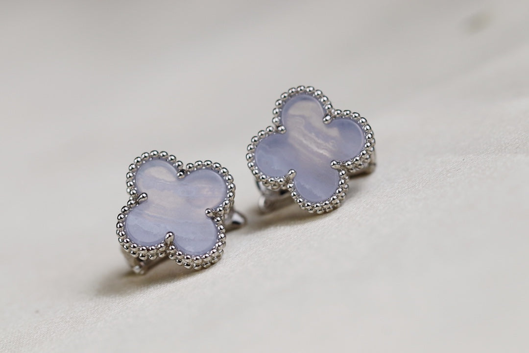 Van Cleef & Arpels VINTAGE CLOVER SILVER MOP EARRINGS