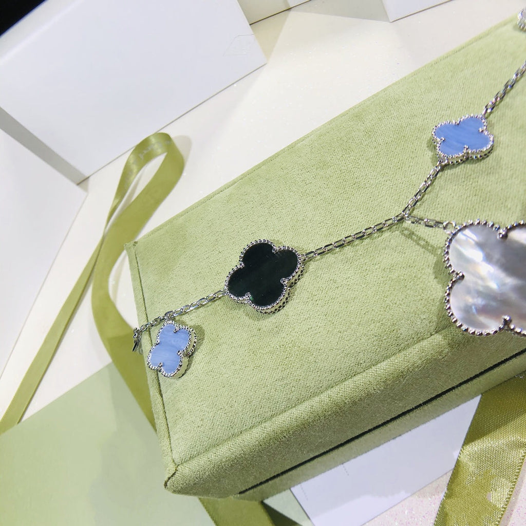 Van Cleef & Arpels CLOVER BRACELET 5 MOTIFS SILVER MOP ONYX