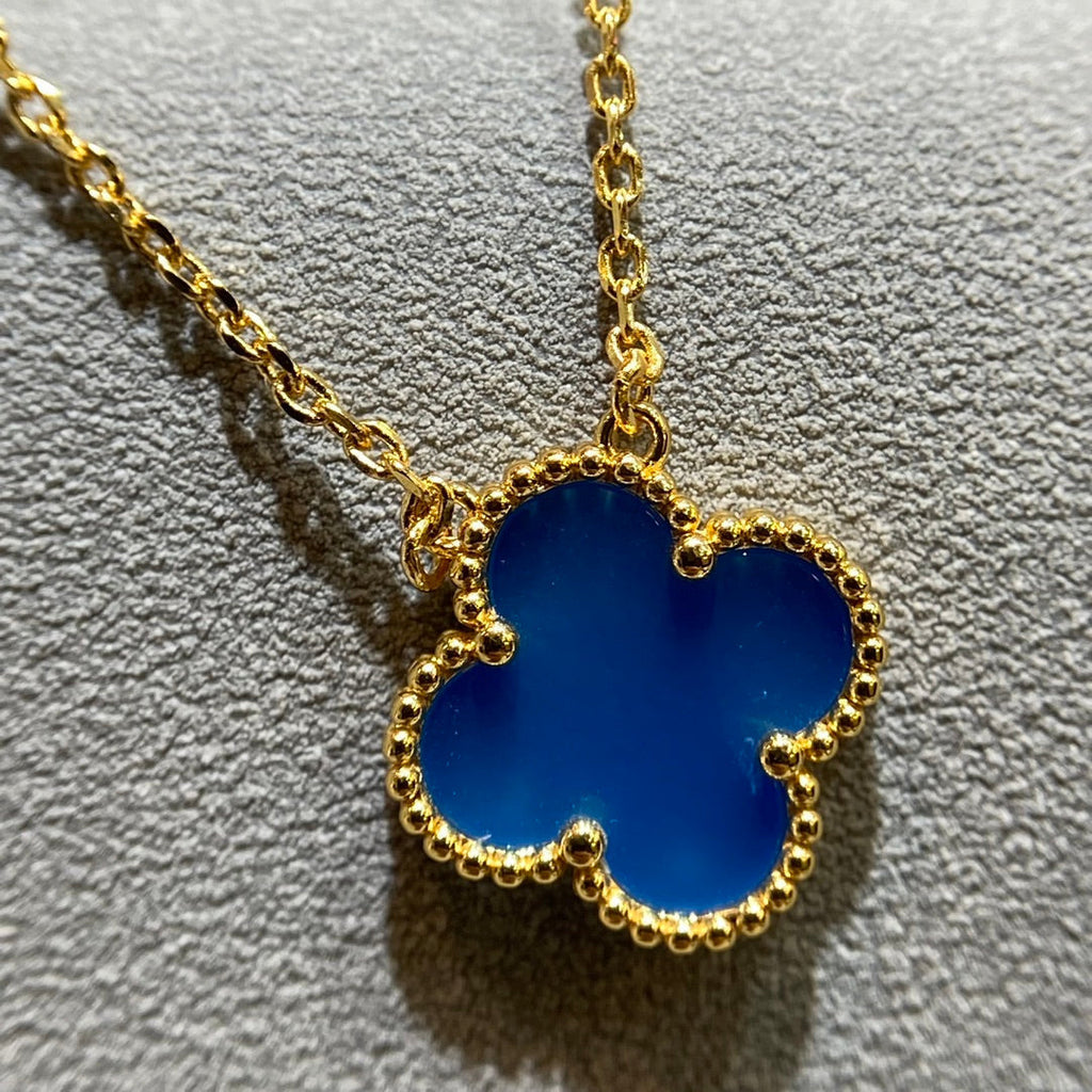 Van Cleef & Arpels CLOVER PEDANT TURQUOISE NECKLACE