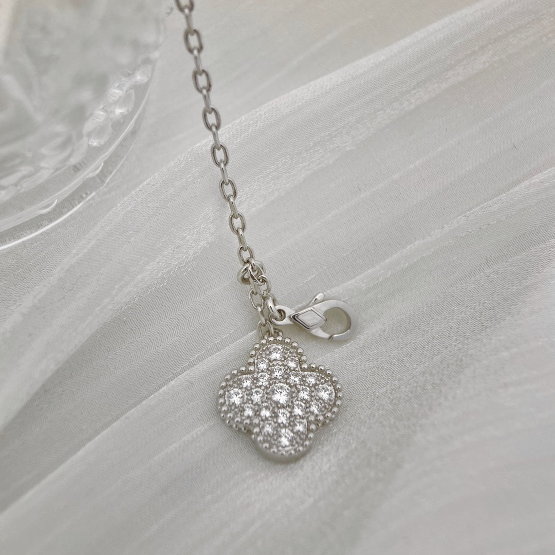 Van Cleef & Arpels CLOVER 6 MOTIFS SILVER DIAMONDS NECKLACES