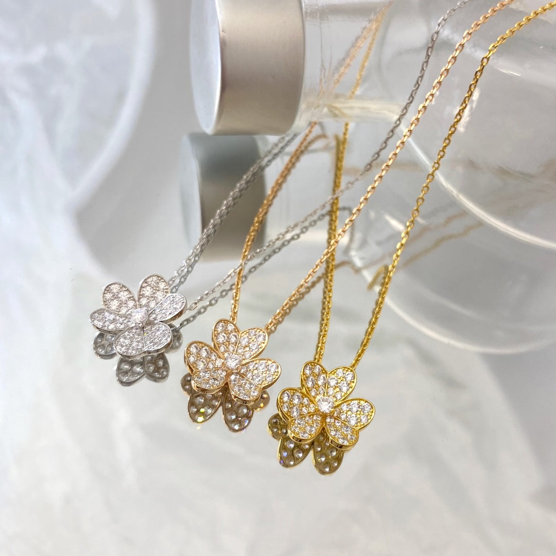 Van Cleef & Arpels FLOWER DIAMOND NECKLACE