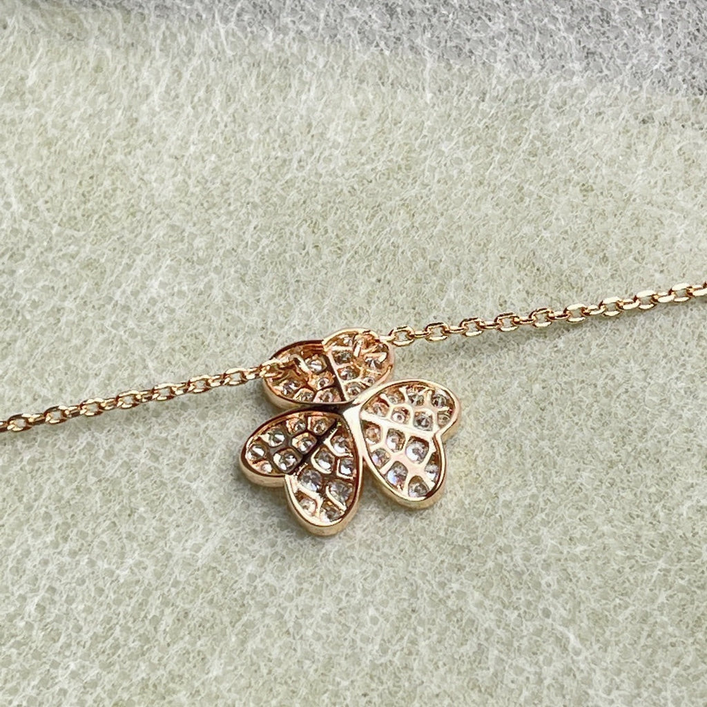 Van Cleef & Arpels FLOWER DIAMOND NECKLACE