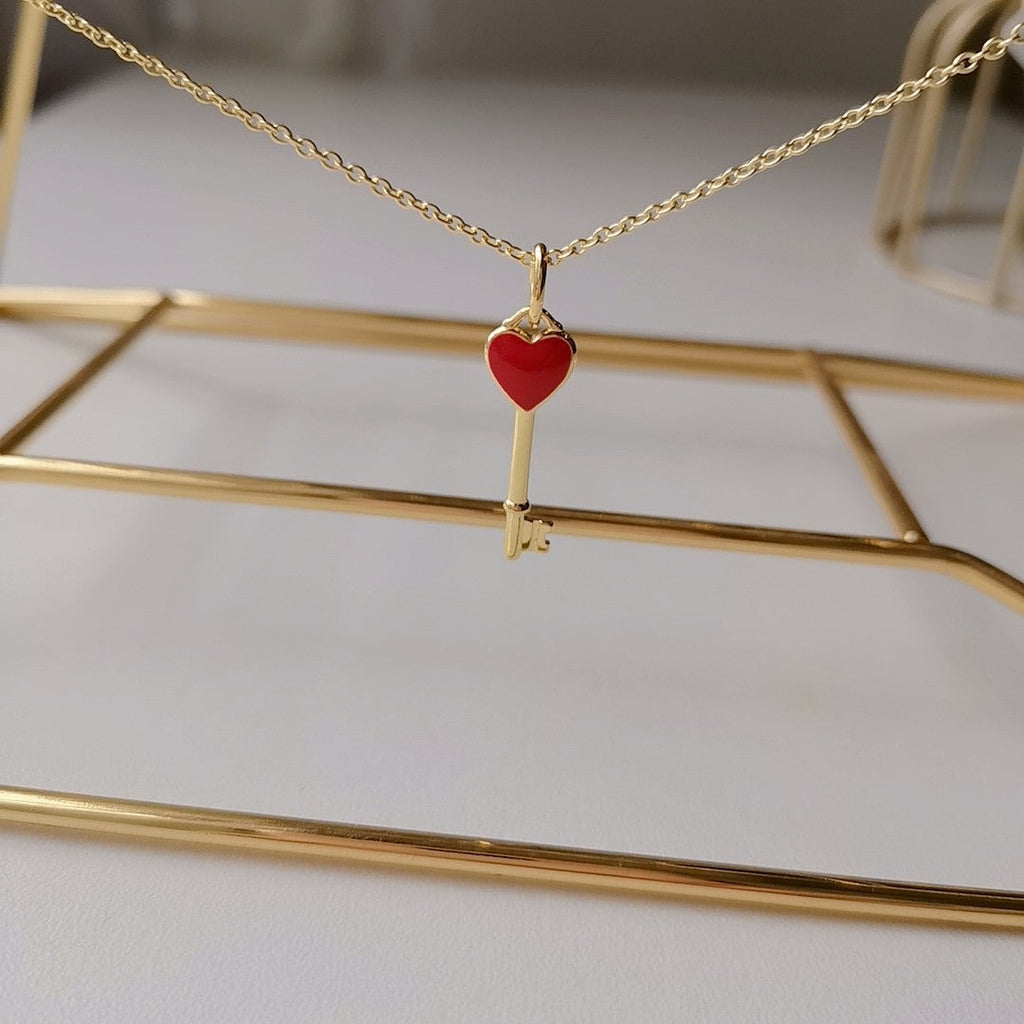 TIFFANY KEY PEDANT CARNELIAN HEART GOLD NECKLACE