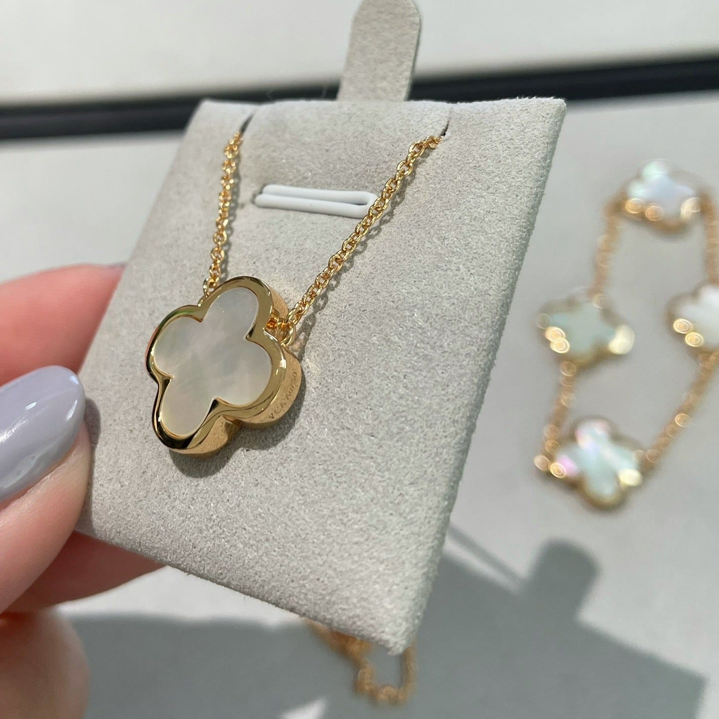 Van Cleef & Arpels PURE CLOVER PENDANT NECKLACE