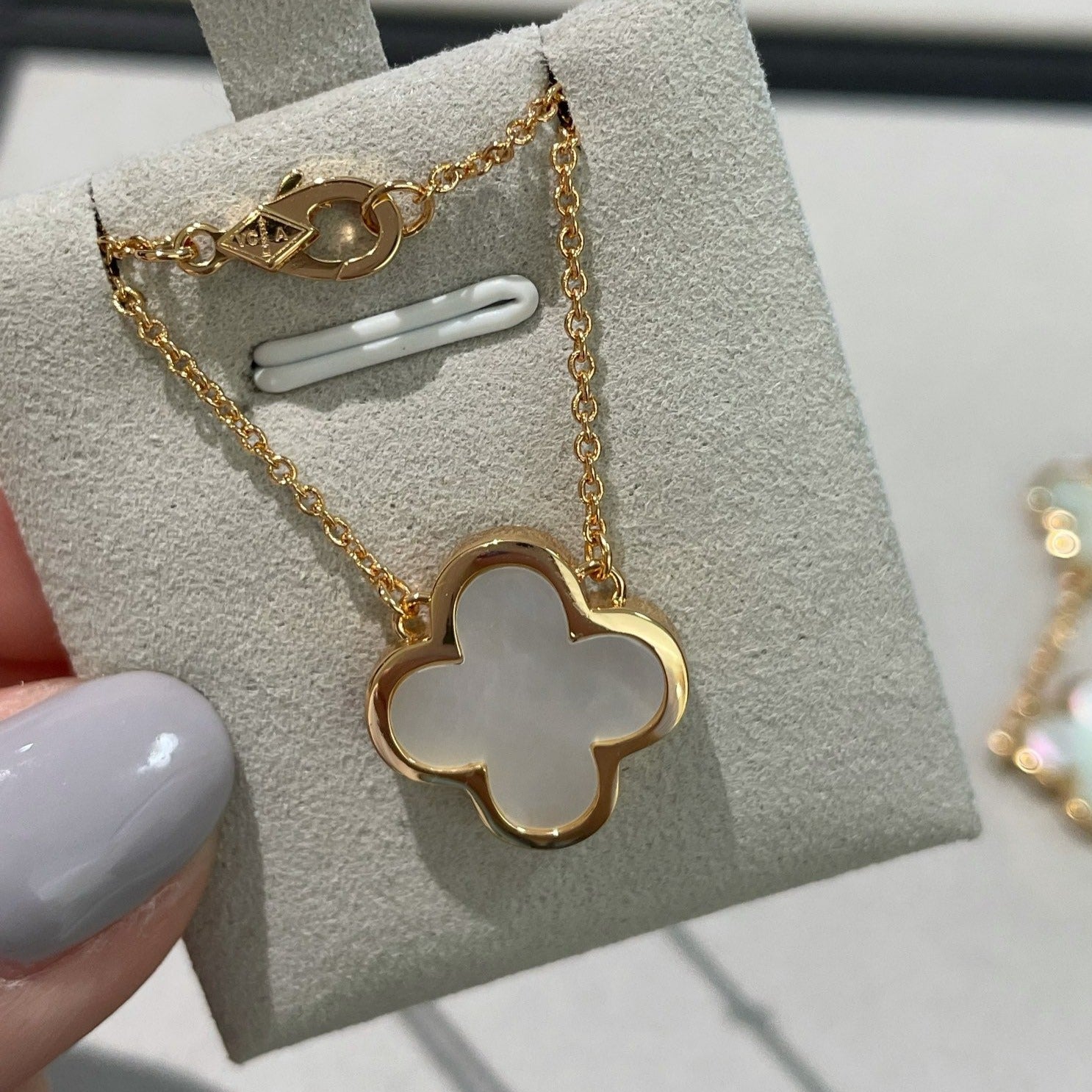 Van Cleef & Arpels PURE CLOVER PENDANT NECKLACE