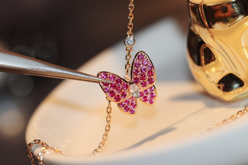 Van Cleef & Arpels BUTTERFLY RED DIAMOND PINK GOLD NECKLACE