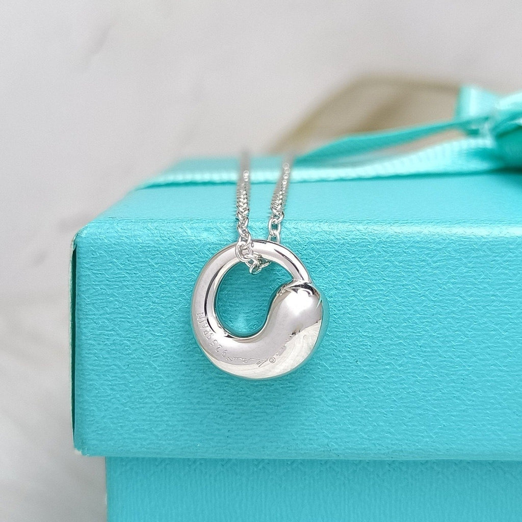 TIFFANY SNAIL PEDANT SILVER NECKLACE