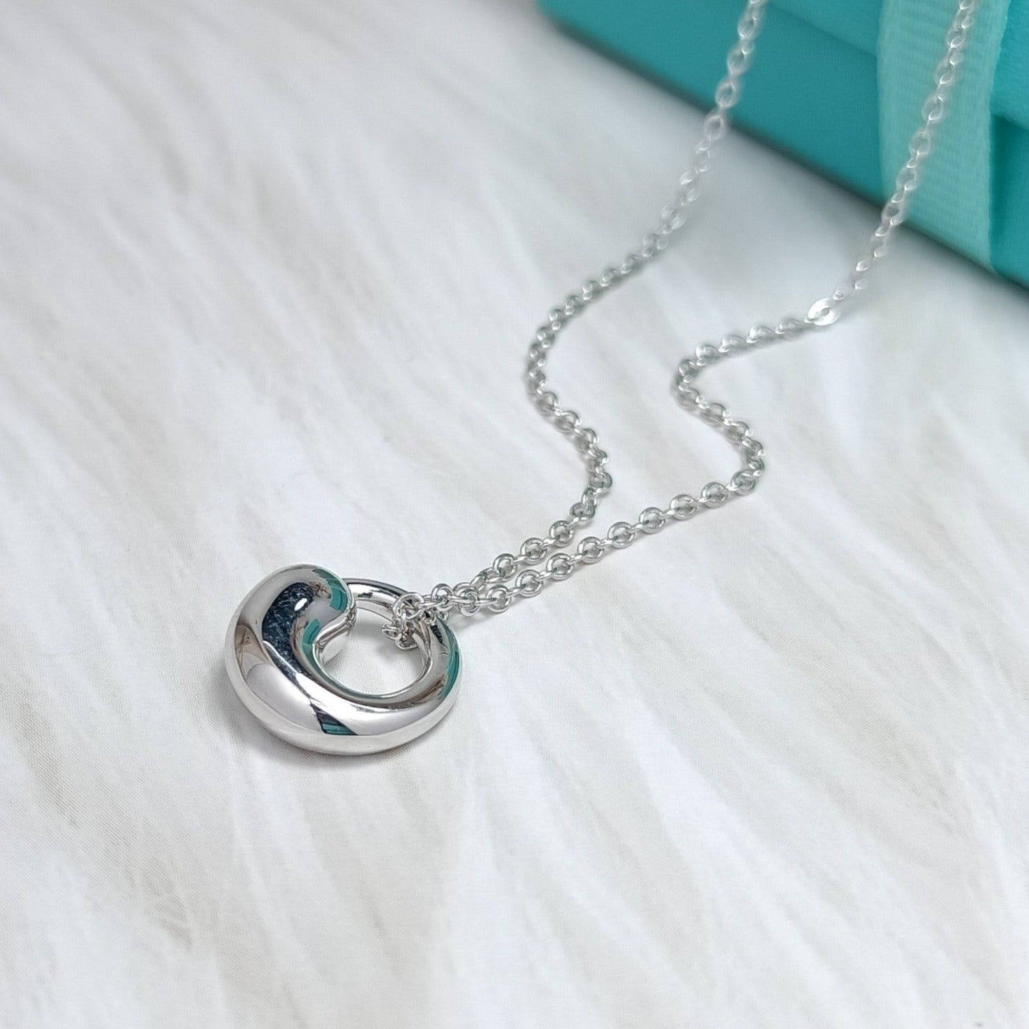 TIFFANY SNAIL PEDANT SILVER NECKLACE