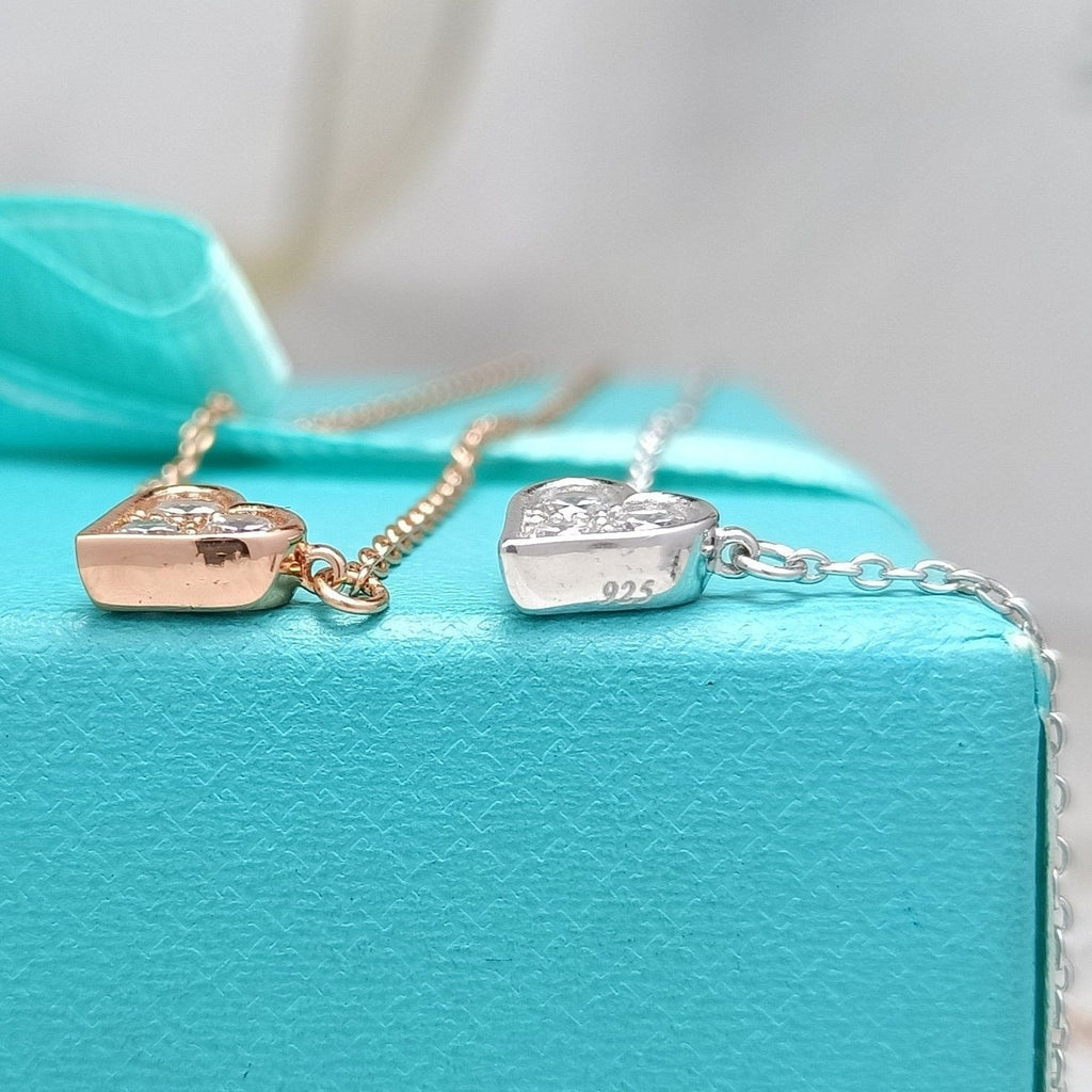 TIFFANY HEART 3 DIAMONDS PEDANT NECKLACE