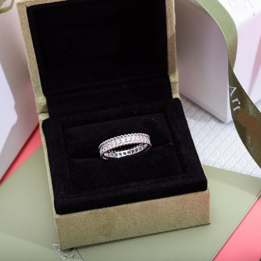 Van Cleef & Arpels PERLEE DIAMOND SILVER RING