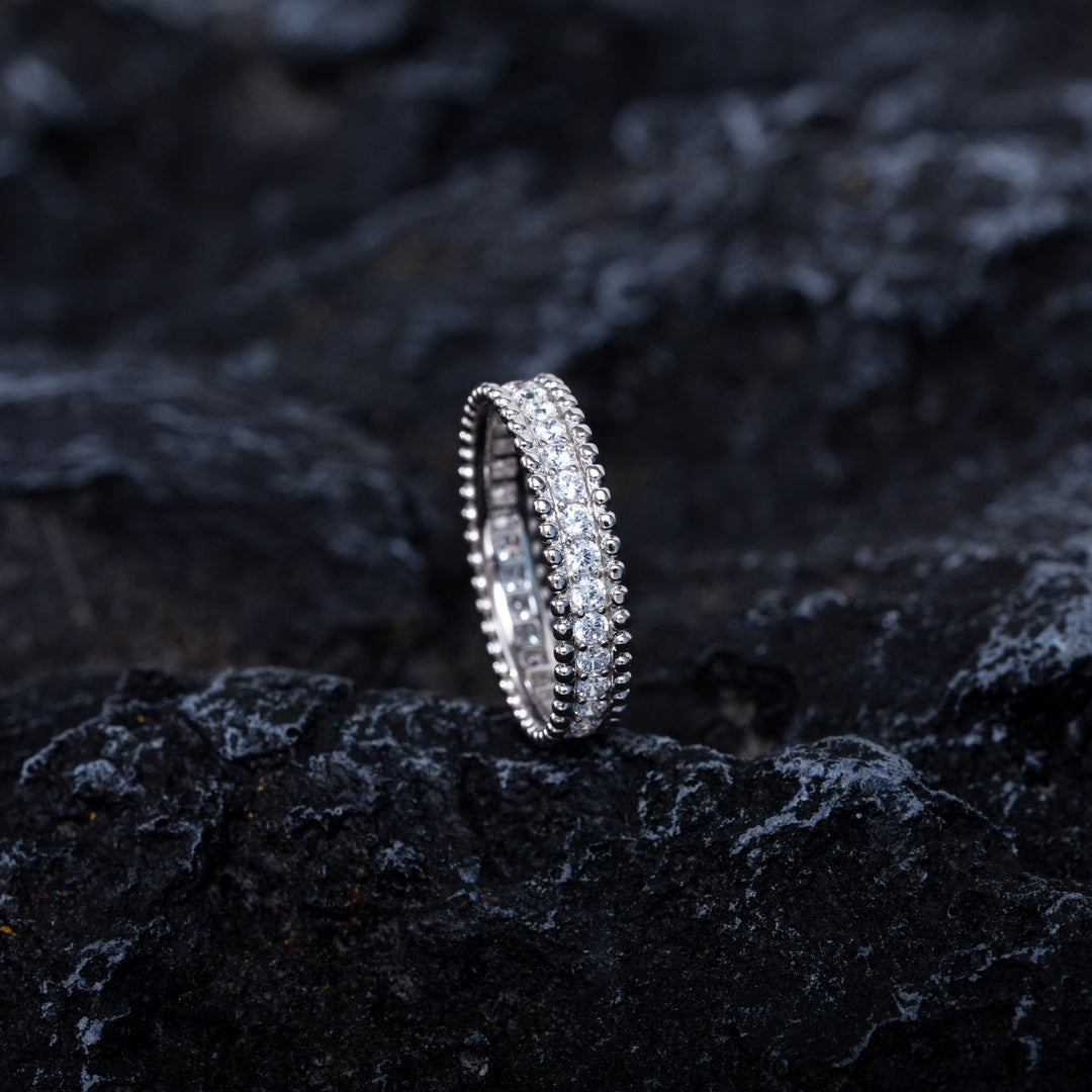 Van Cleef & Arpels PERLEE DIAMOND SILVER RING