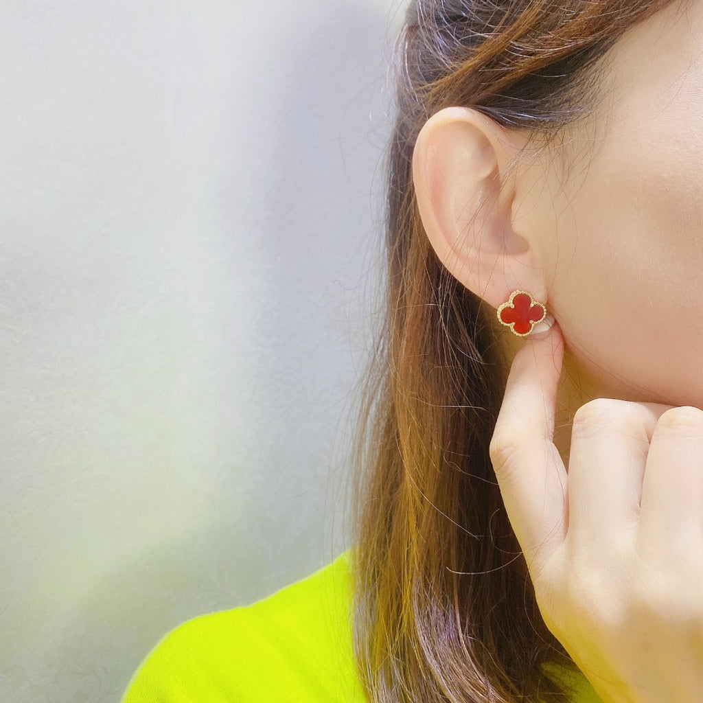 Van Cleef & Arpels CLOVER MEDIUM CARNELIAN PINK GODL EARRINGS
